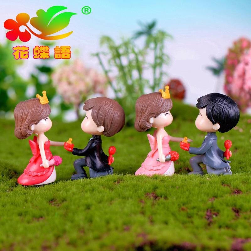 Phụ Kiện Tiểu Cảnh Tiểu cảnh đôi tình nhân, phụ kiện trang trí cây cảnh dễ thương (ZC-535)