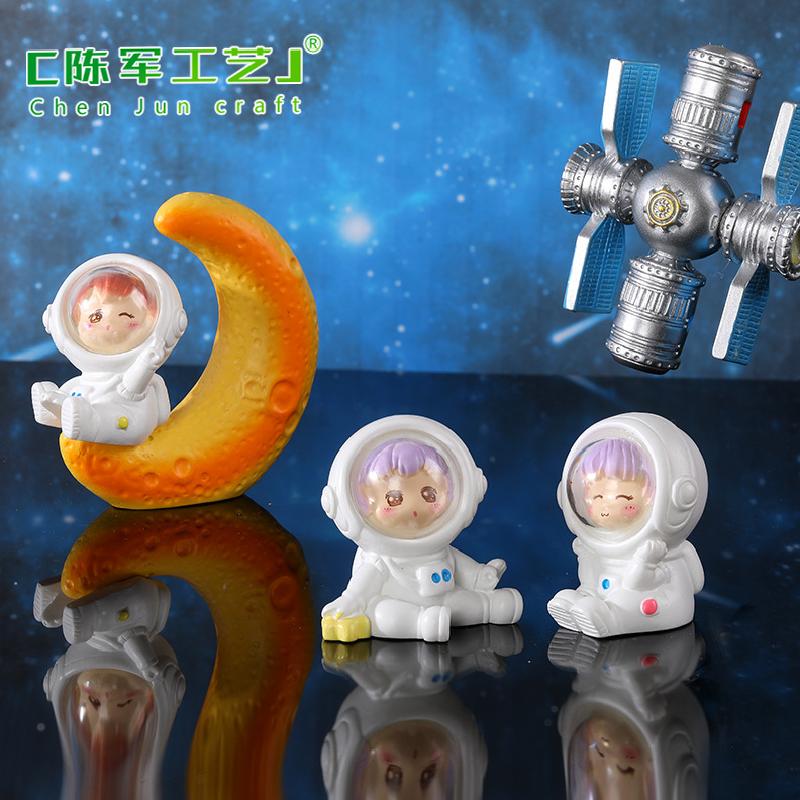 Phụ Kiện Tiểu Cảnh Tiểu cảnh phi hành gia dễ thương resin trang trí bàn DIY (ZC-1041)