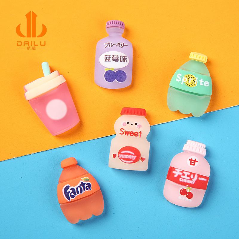 Charm LaBuBu 现货 diy仿真芬达雪碧饮料瓶树脂摆件 胸针饰品手机贴片材料