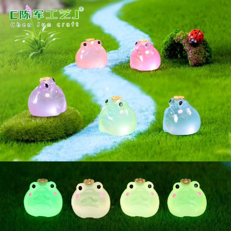 Phụ Kiện Tiểu Cảnh Tiểu cảnh ếch đội vương miện phát sáng mini trang trí bàn (ZC-1266)