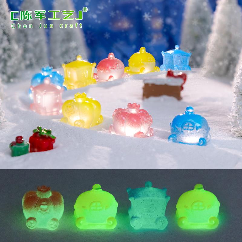 Phụ Kiện Tiểu Cảnh Tiểu cảnh xe ngựa huyền bí trong tuyết mini trang trí bàn (ZC-1267)