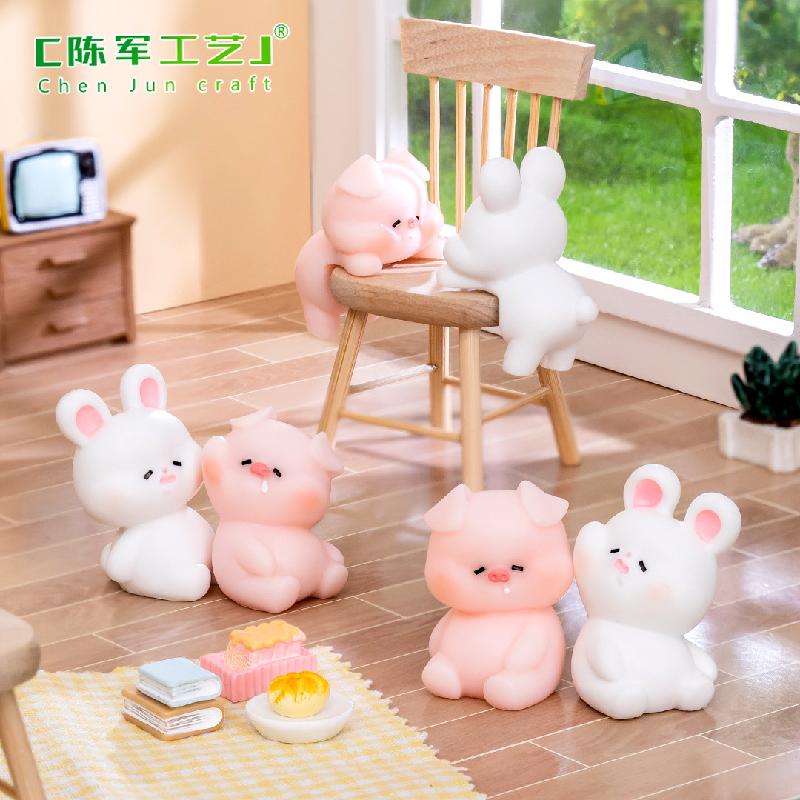 Phụ Kiện Tiểu Cảnh Tiểu cảnh heo và thỏ mini trang trí màn hình xe (ZC-713)