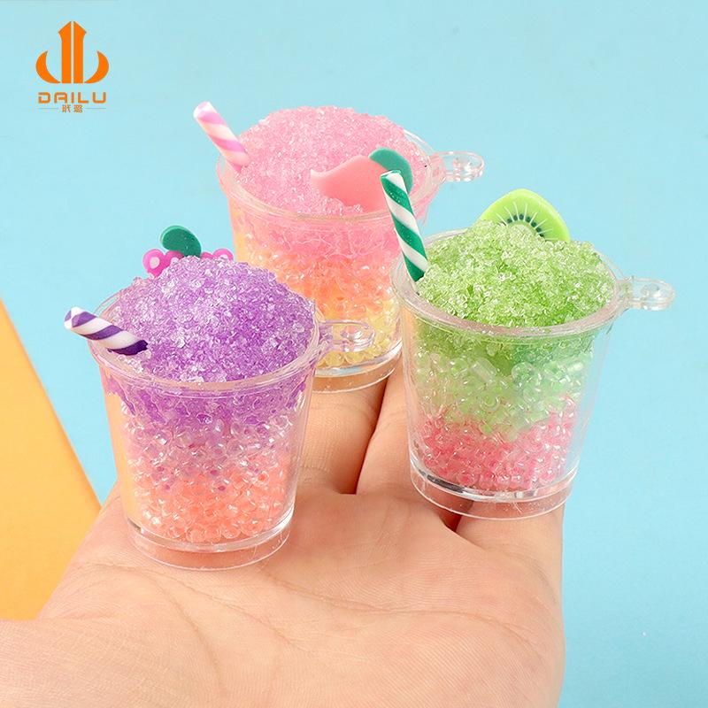 Charm LaBuBu 新款夜光立体沙冰杯 diy饰品配件钥匙扣挂件卡通潮玩摆件挂件批发