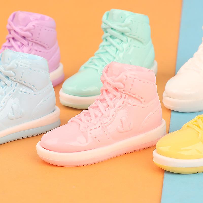 Charm LaBuBu 创意仿真运动鞋树脂配件马卡龙小鞋子diy钥匙扣挂件立体摆件材料