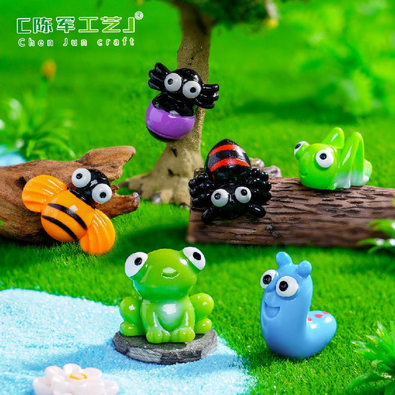 Phụ Kiện Tiểu Cảnh Tiểu cảnh côn trùng mắt to DIY, phụ kiện tiểu cảnh mini bàn garden đáng yêu (ZC-1124)