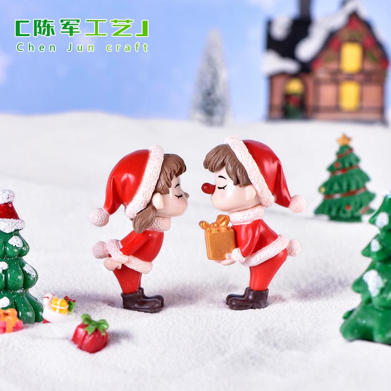 Tiểu cảnh đôi tình nhân Noel, trang trí quả cầu và chậu cây (ZC-480)