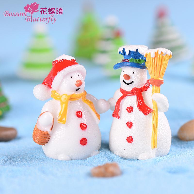 Tiểu cảnh Noel cặp đôi người tuyết quét tuyết trang trí (ZC-1189)