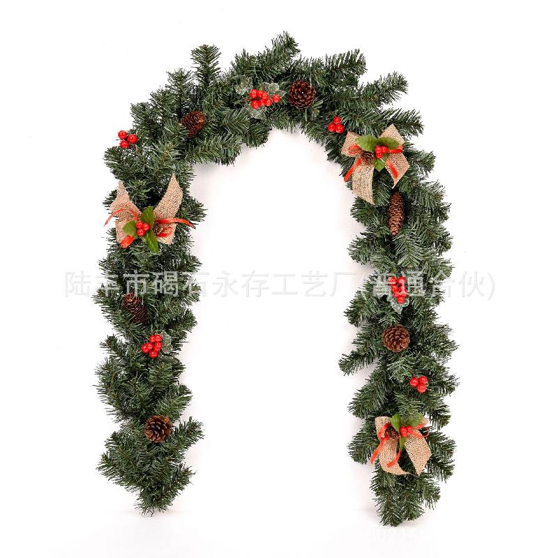 Trang Trí Noel Cây dẻo trang trí Giáng Sinh 180cm với quả đỏ. Lý tưởng cho trang trí cửa và trang trí Noel. Hàng trực tiếp từ nhà sản xuất.
