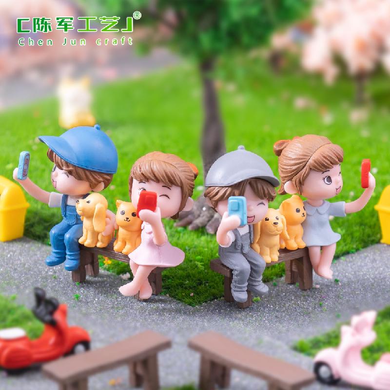 Phụ Kiện Tiểu Cảnh 微景观创意自拍情侣男孩女孩公仔 DIY装饰品挂配件迷你桌面小摆件