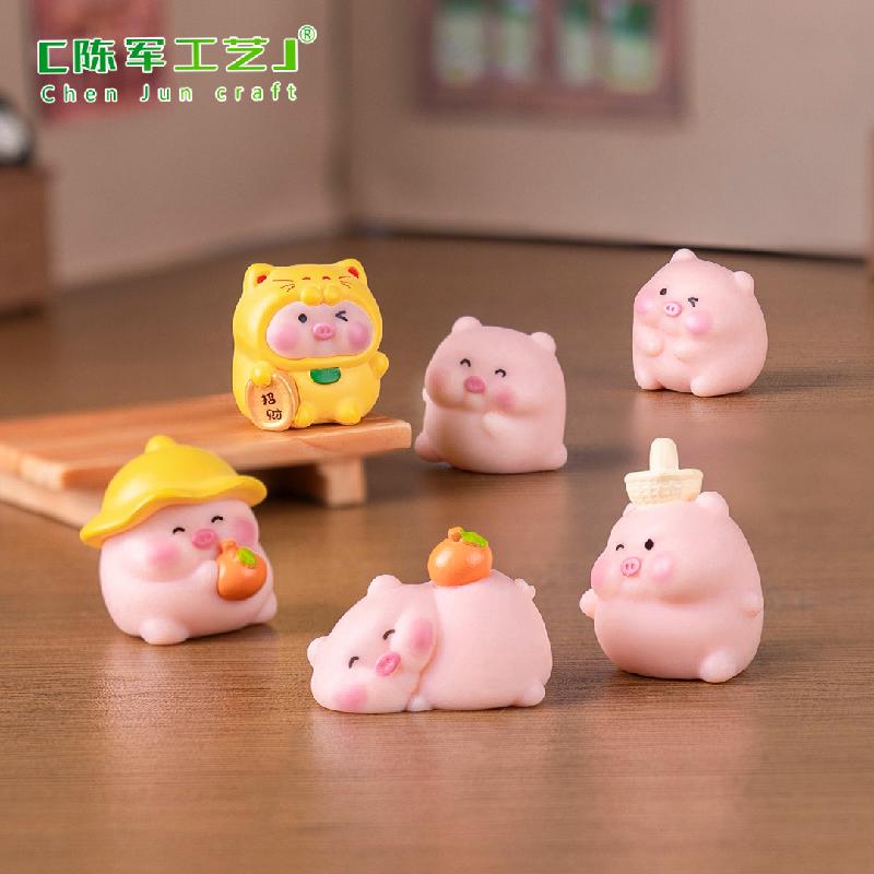 Phụ Kiện Tiểu Cảnh 微景观创意可爱小猪娃娃屋DIY装饰品挂配件迷你车载桌面小摆件