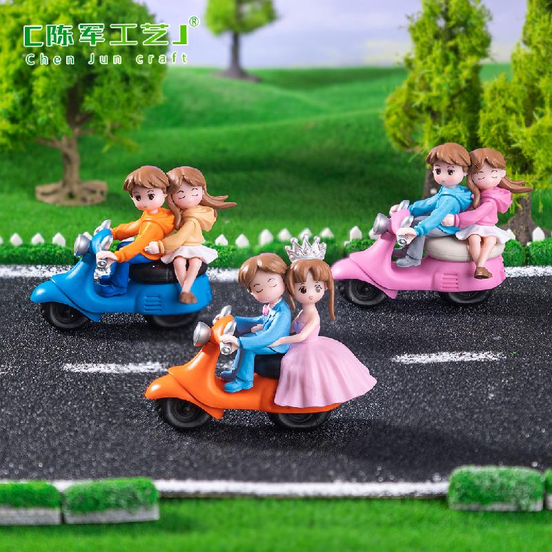 Phụ Kiện Tiểu Cảnh 微景观创意卡通摩托车情侣公仔 DIY装饰品配件迷你车载桌面小摆件