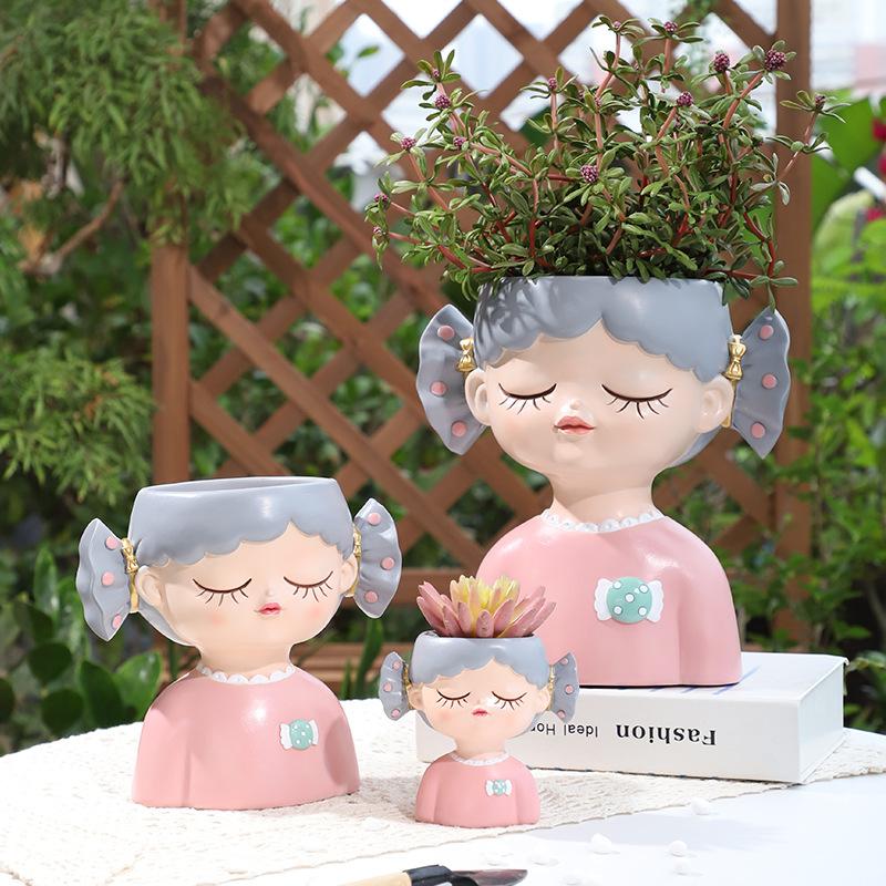 Chậu Cây Resin Chậu cây hình cô gái kẹo ngọt resin, chậu mini trang trí bàn làm việc, nhà và sân vườn (RG-223)