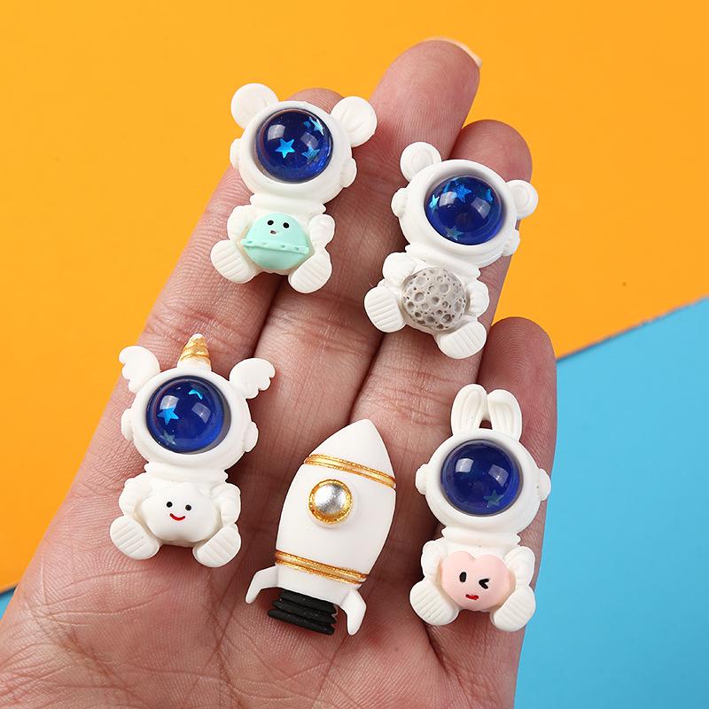 Charm phi hành gia DIY trang trí vỏ điện thoại (FF-513)