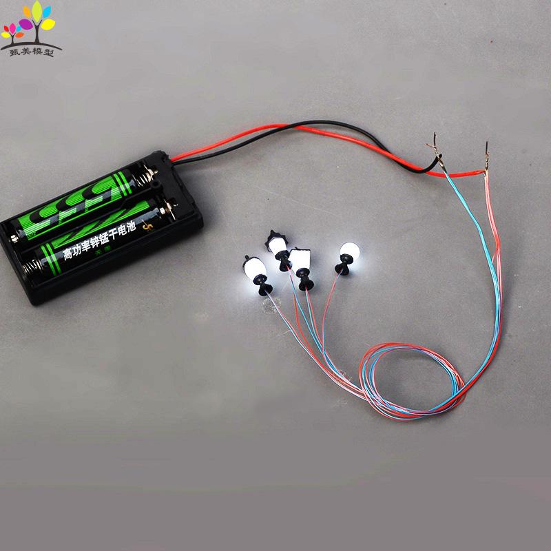 Phụ Kiện Mô Hình Đèn Cỏ Sân Vườn Mini Có Đèn (MH-90)