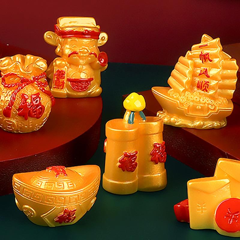 微景观新年饰品配件国潮公仔手办车载桌面小摆件布置树脂装饰用品