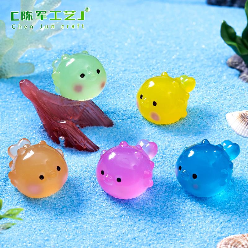 Phụ Kiện Tiểu Cảnh 微景观创意可爱夜光胖胖河豚萌粒 DIY装饰品挂配件迷你树脂小摆件