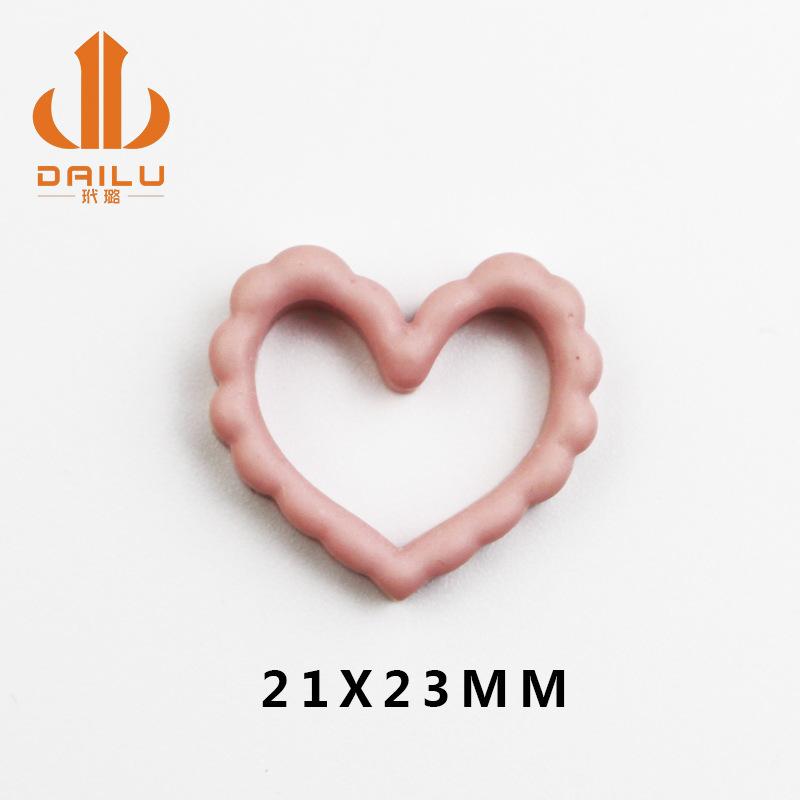 网红镂空桃心爱心 diy滴胶手机壳美容材料 树脂饰品配件厂家直销