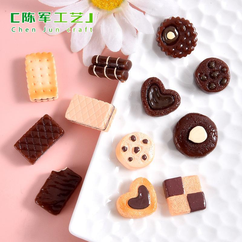 Phụ Kiện Tiểu Cảnh 卡通巧克力饼干系列手工 DIY材料冰箱贴装饰品奶油胶手机壳挂配件