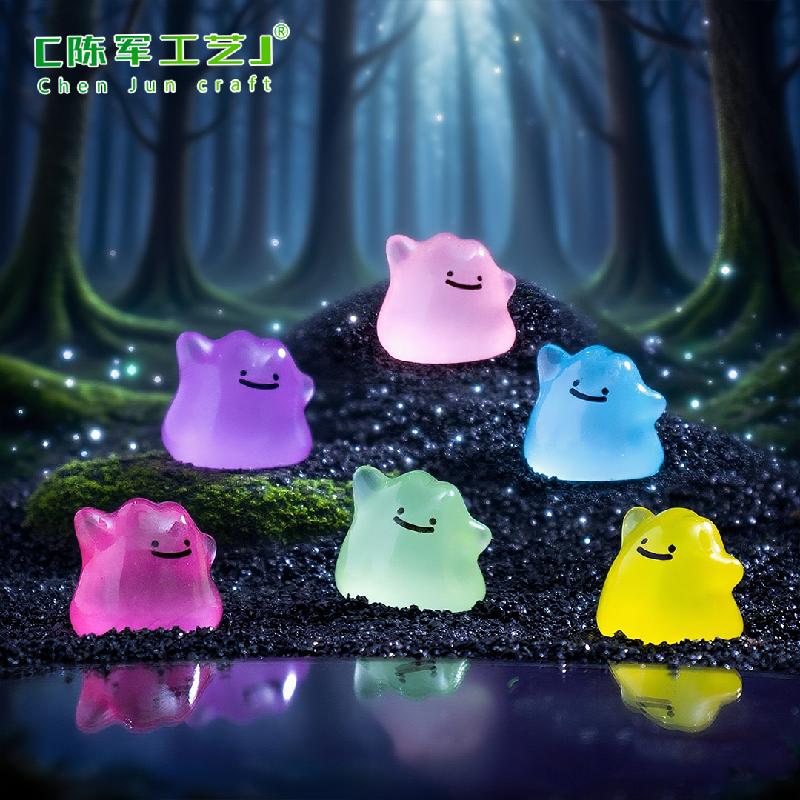 Phụ Kiện Tiểu Cảnh 跨境新品微景观创意夜光百变怪萌粒 DIY装饰品配件迷你树脂小摆件