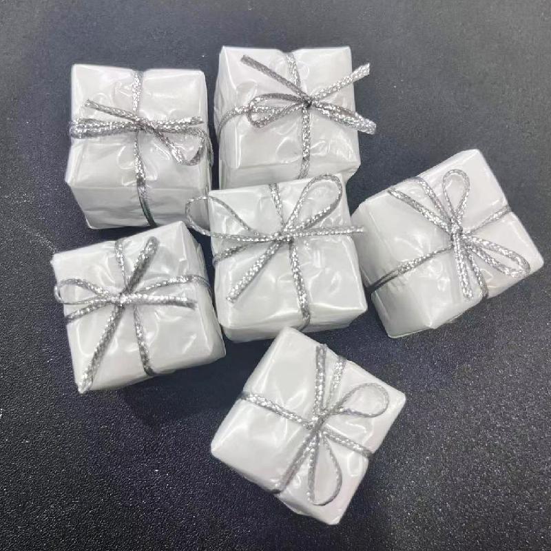 Trang Trí Noel Đồ trang trí cây thông Noel 2023: phụ kiện xốp, hộp quà Giáng Sinh, kích thước 2CM-8CM, hiệu ứng laser.