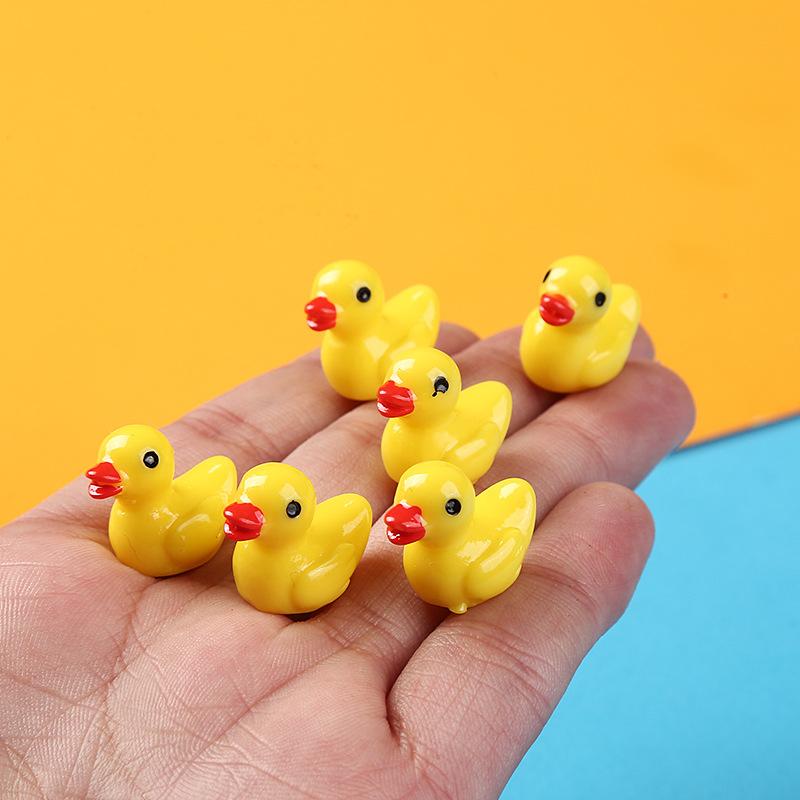 立体小黄鸭 奶油胶滴胶 手机壳文具盒 发卡 挂件diy材料 diy配件