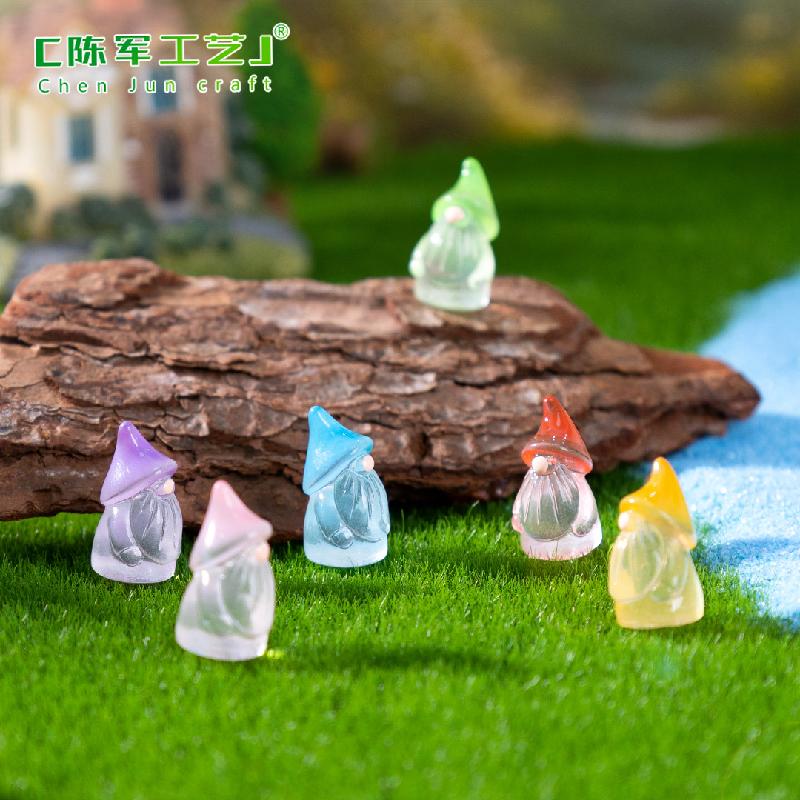 Phụ Kiện Tiểu Cảnh 跨境新品微景观创意夜光复活节老人萌粒 DIY装饰品配件迷你小摆件