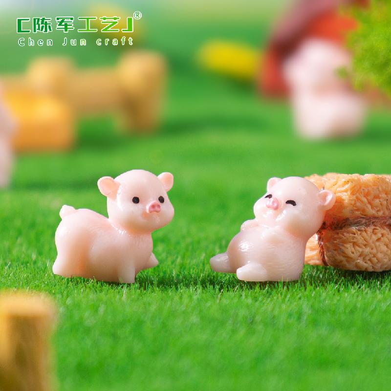 Phụ Kiện Tiểu Cảnh 微景观创意可爱四只小猪公仔DIY装饰品挂配件迷你车载桌面小摆件