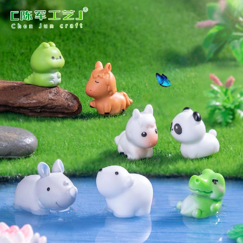 Phụ Kiện Tiểu Cảnh 苔藓微景观创意可爱青蛙鳄鱼犀牛小动物公仔 DIY装饰品配件小摆件