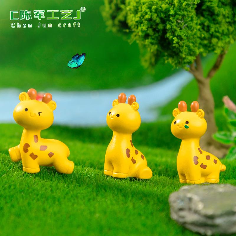 Hươu cao cổ dễ thương – Mô hình hươu mini, trang trí tiểu cảnh sân vườn (M-1365)