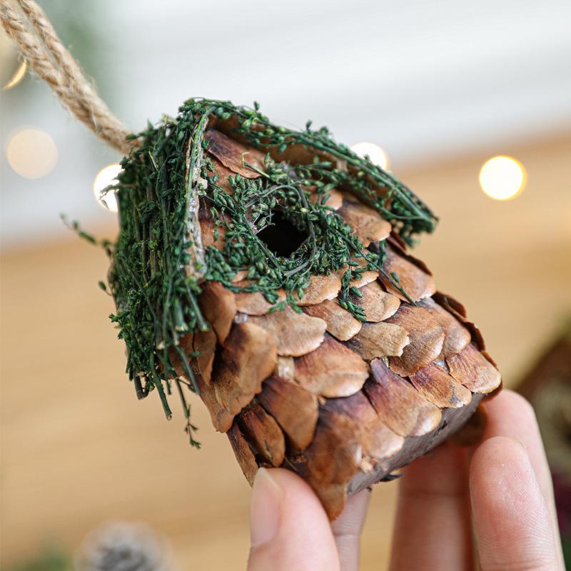 Trang Trí Noel Nhà chim gỗ phủ rêu trang trí Noel, phụ kiện treo cây thông Noel phong cách tự nhiên, decor cửa hàng