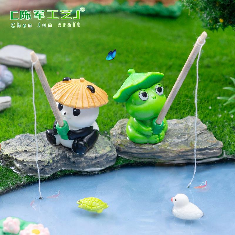 Phụ Kiện Tiểu Cảnh 微景观创意垂钓青蛙熊猫公仔动物造景 DIY装饰配件迷你桌面小摆件