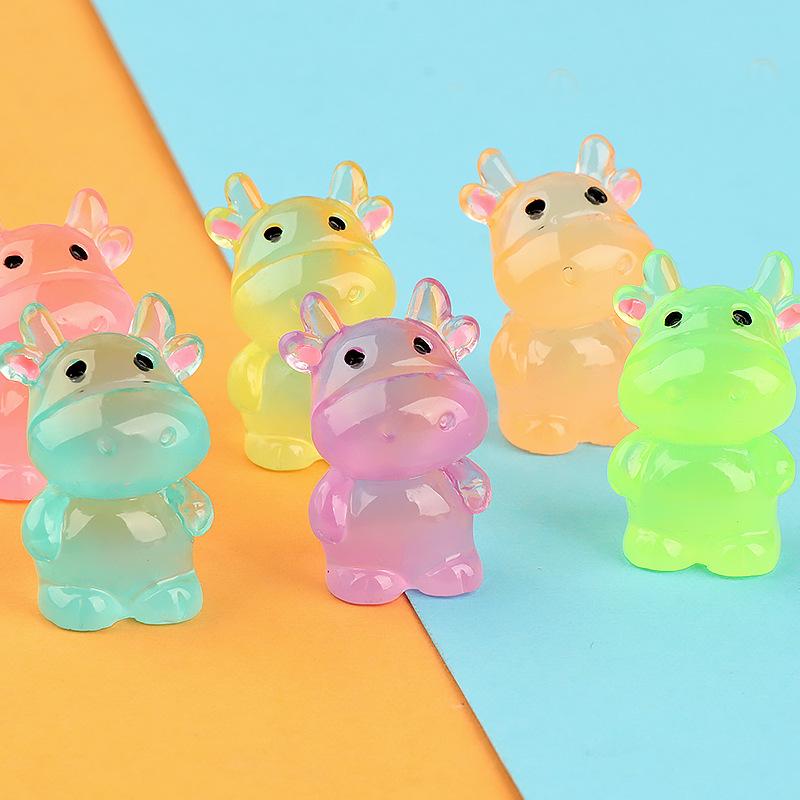 Charm bò phát sáng DIY trang trí xe hơi (FF-366)