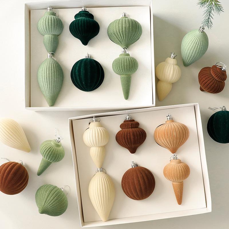 Trang Trí Noel Bóng Noel nhung cao cấp, màu đỏ rượu vang, xanh lá, treo cây thông Noel, trang trí lễ hội sang trọng