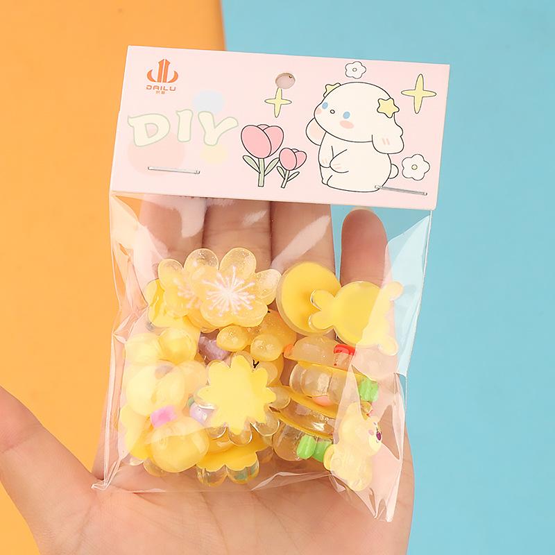 卡通diy材料包 手工店摆摊外贸 水杯收纳盒 树脂配件儿童装饰品
