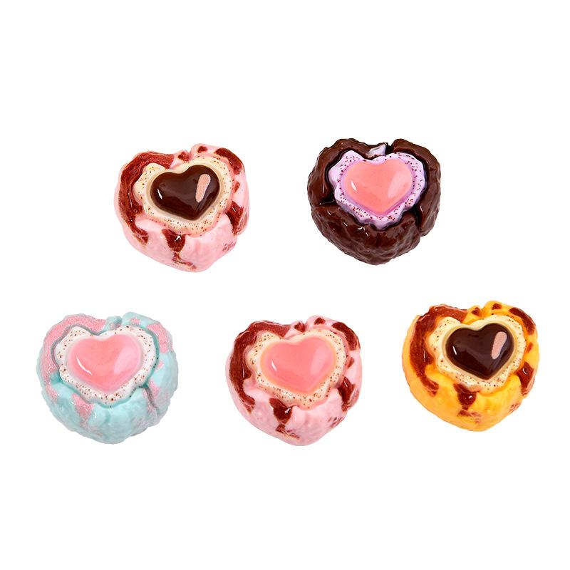 Bánh kem trái tim resin, food mini, phụ kiện DIY (NX-631)