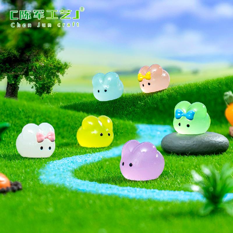 Phụ Kiện Tiểu Cảnh 微景观创意可爱夜光小兔子萌粒公仔 DIY装饰品配件迷你桌面小摆件