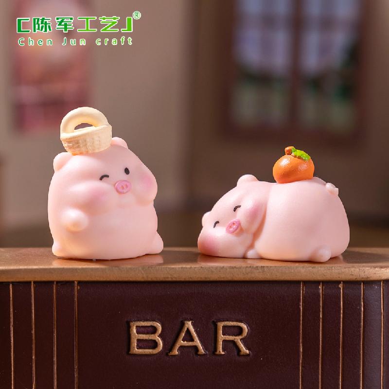 Phụ Kiện Tiểu Cảnh 微景观创意可爱小猪娃娃屋DIY装饰品挂配件迷你车载桌面小摆件
