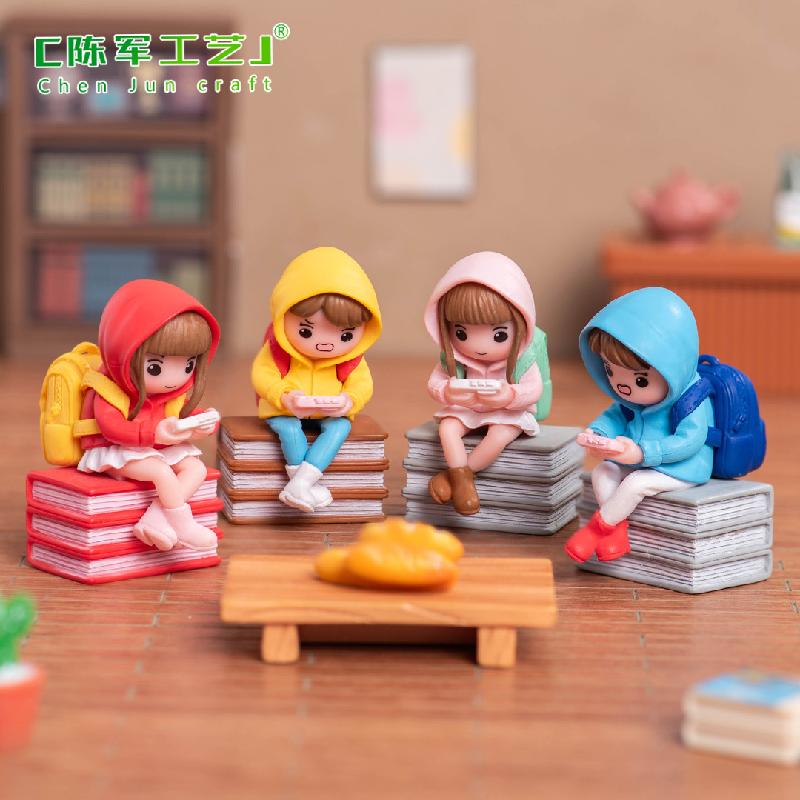 Phụ Kiện Tiểu Cảnh 微景观创意打游戏背包情侣娃娃屋 DIY装饰品配件汽车载桌面小摆件