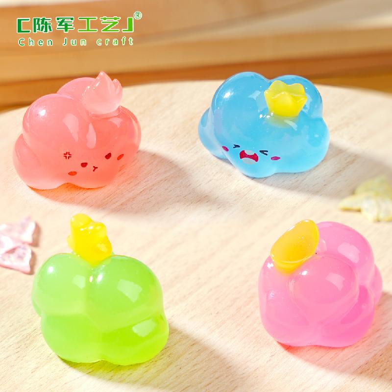 Phụ Kiện Tiểu Cảnh 微景观创意夜光云朵精灵萌粒盲袋 DIY装饰品挂配件迷你树脂小摆件