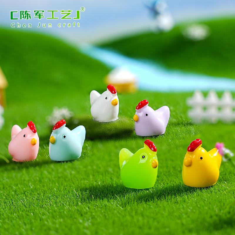 Mẹ gà & gà con – Mô hình gà mini, phù hợp trang trí nông trại, bàn làm việc (M-1376)