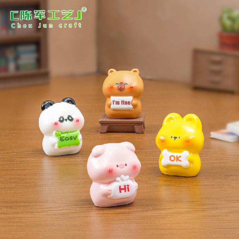 Phụ Kiện Tiểu Cảnh Động vật cầm bảng mini heo chó trang trí (PK-740)