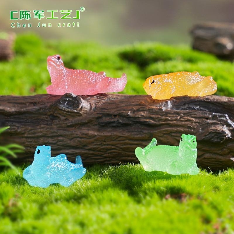 Phụ Kiện Tiểu Cảnh 跨境外贸苔藓微景观夜光写实蜥蜴园艺造景 DIY装饰配件迷你小摆件