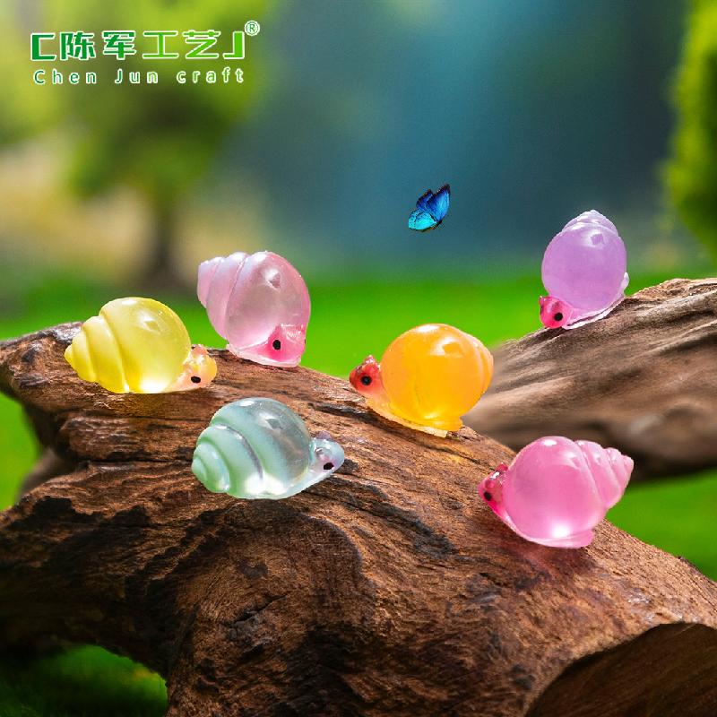 Phụ Kiện Tiểu Cảnh 跨境新品微景观创意夜光小蜗牛萌粒公仔 DIY装饰品配件迷你小摆件