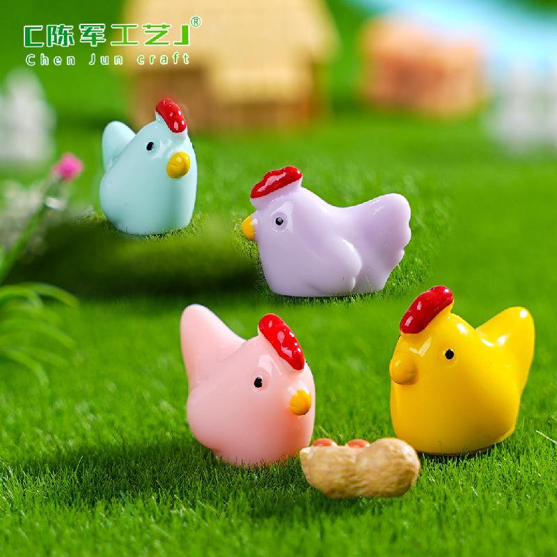 Mẹ gà & gà con – Mô hình gà mini, phù hợp trang trí nông trại, bàn làm việc (M-1376)