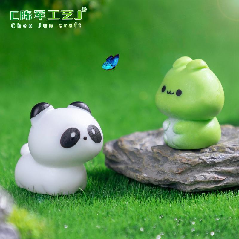 Phụ Kiện Tiểu Cảnh 苔藓微景观创意可爱青蛙鳄鱼犀牛小动物公仔 DIY装饰品配件小摆件