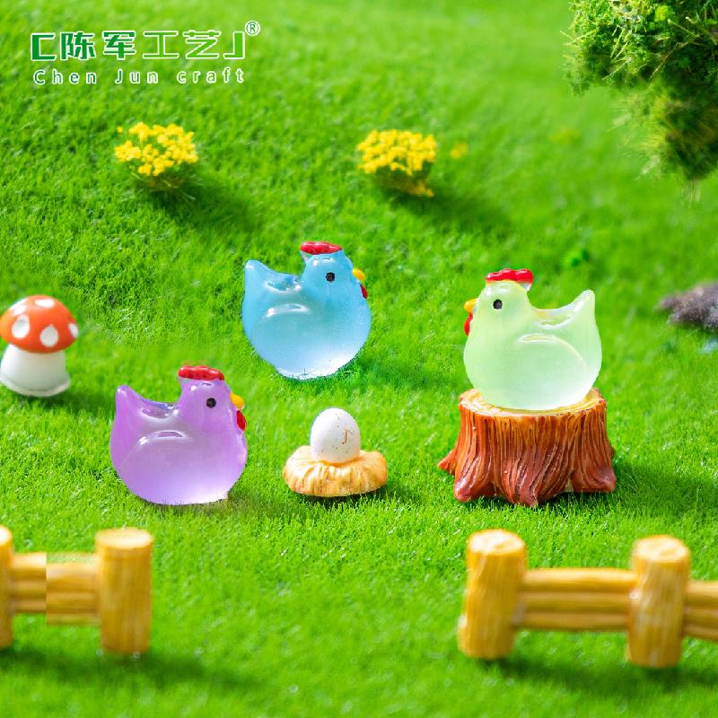 Phụ Kiện Tiểu Cảnh 微景观创意夜光小公鸡萌粒公仔园艺造景 DIY装饰品配件迷你小摆件