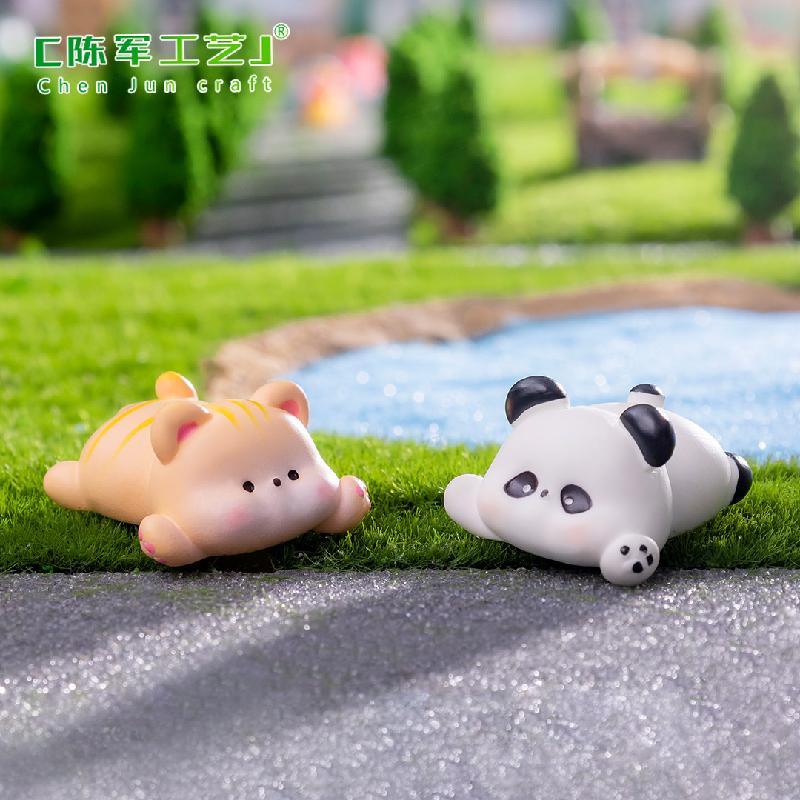 Thú nhỏ dễ thương - panda và thỏ với rêu, phụ kiện trang trí DIY, mô hình mini cho xe ô tô và bàn làm việc (ZC-1386)