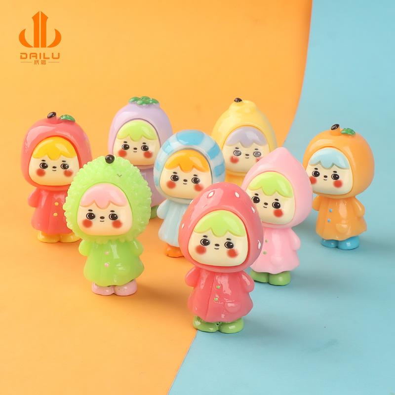 Charm bé gái mặc áo mưa DIY trang trí tiểu cảnh (FF-523)