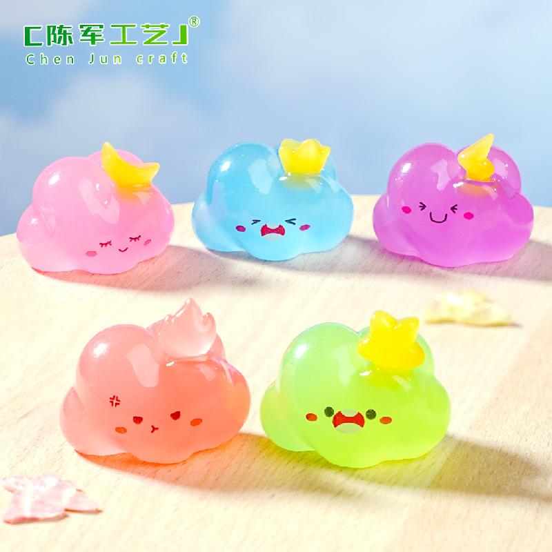 Phụ Kiện Tiểu Cảnh 微景观创意夜光云朵精灵萌粒盲袋 DIY装饰品挂配件迷你树脂小摆件