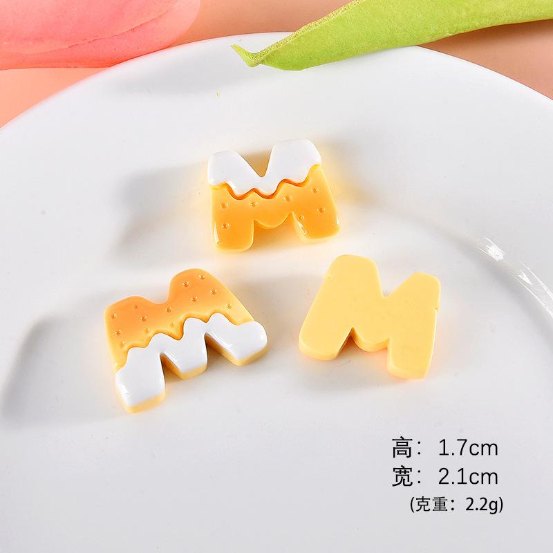 字母M